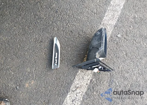 2018 Kia Optima Sx Turbo z USA, uszkodzony, nr VIN 5XXGV4L27JG206243